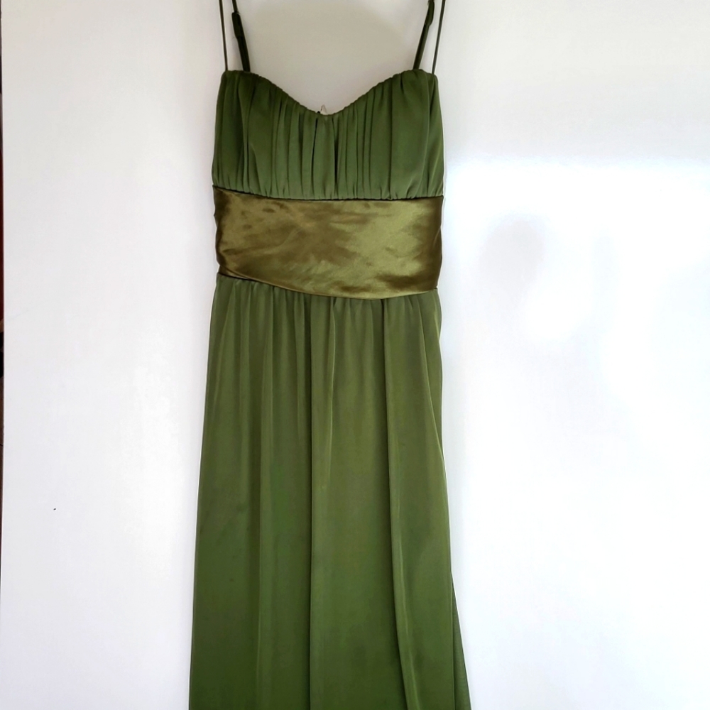 Speechless L Green dress